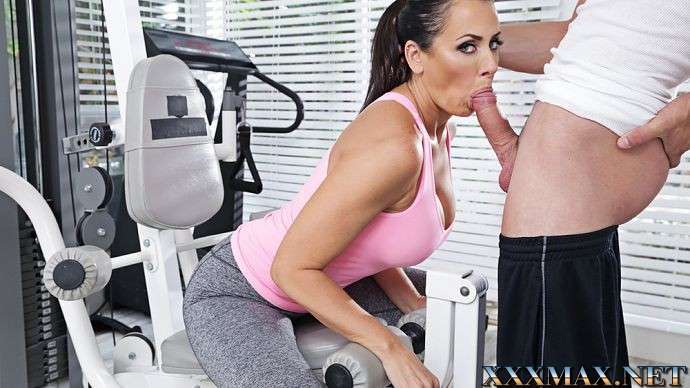 Naughtyamerica – Reagan Foxx My Friend’s Hot Mom