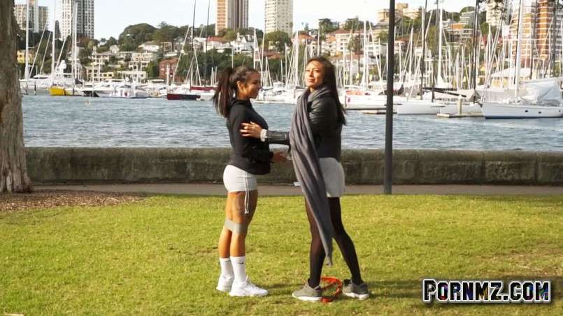 Jacquieetmicheltv – En Australie avec Billie 29ans