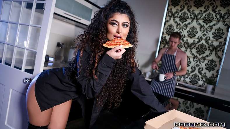 Brazzers – Late Date