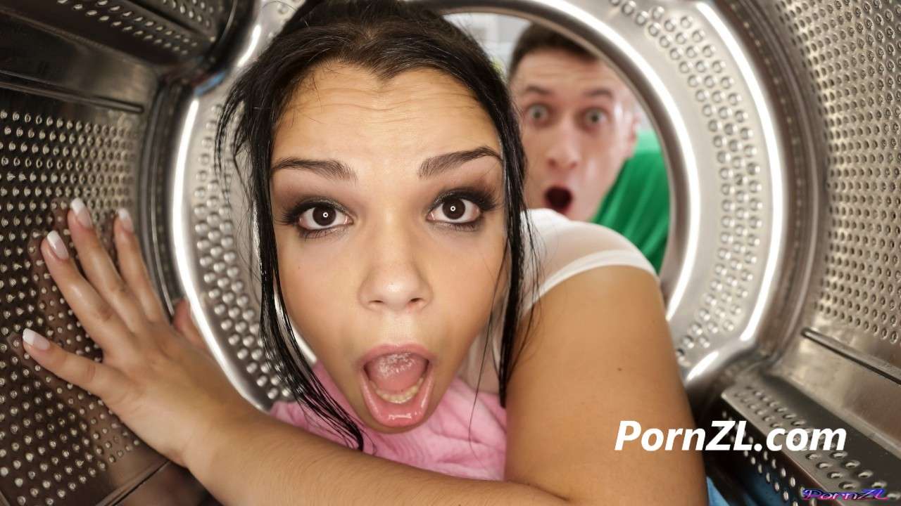 Brazzers – My Girls Double Is Anal Trouble