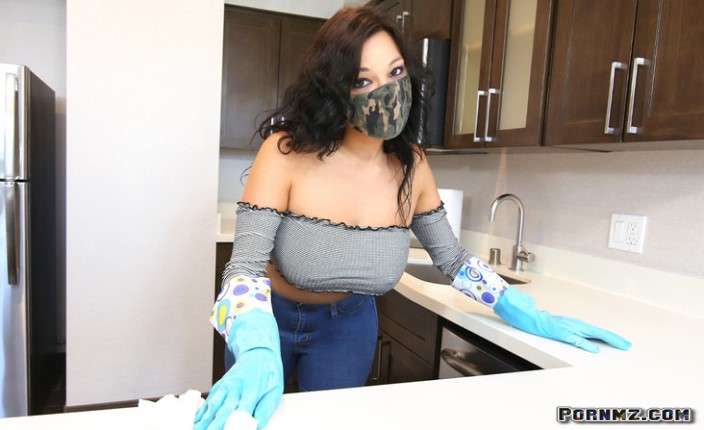 StayHomeMilf – Finishing What I Started