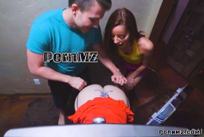 Lauren Phillips Mom Stuck In The Washer Again