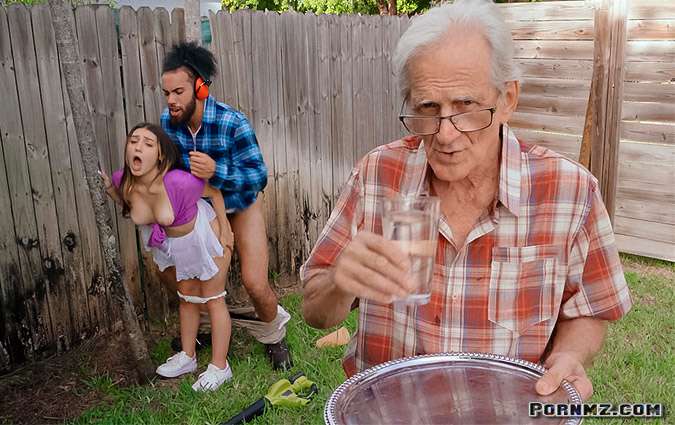 Realitykings – Violet Gems Blowing Leaves Sucking Dick