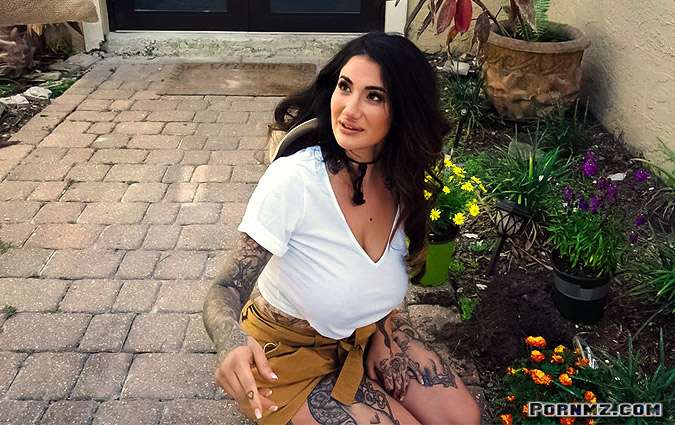 MilfHunter – Arabelle Raphael Hunting The Horny Gardener