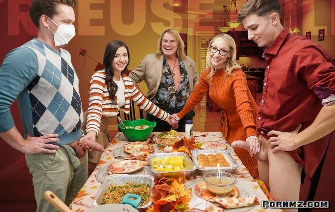 FreeuseMILF – Natalie Brooks Crystal Clark MILF Is on the Menu