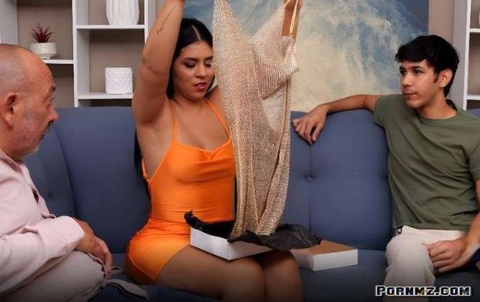 SexMex – Elizabeth Marquez A Gift For Step Mom