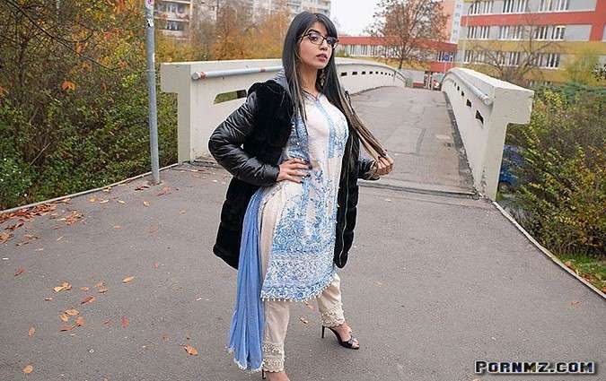 [PublicAgent] Aaliyah Yasin – The Present In The Pocket