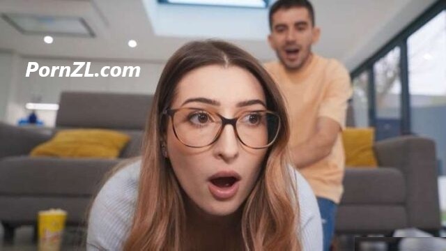 [Brazzers] Im Trying To Watch The Game – Shinratensei98